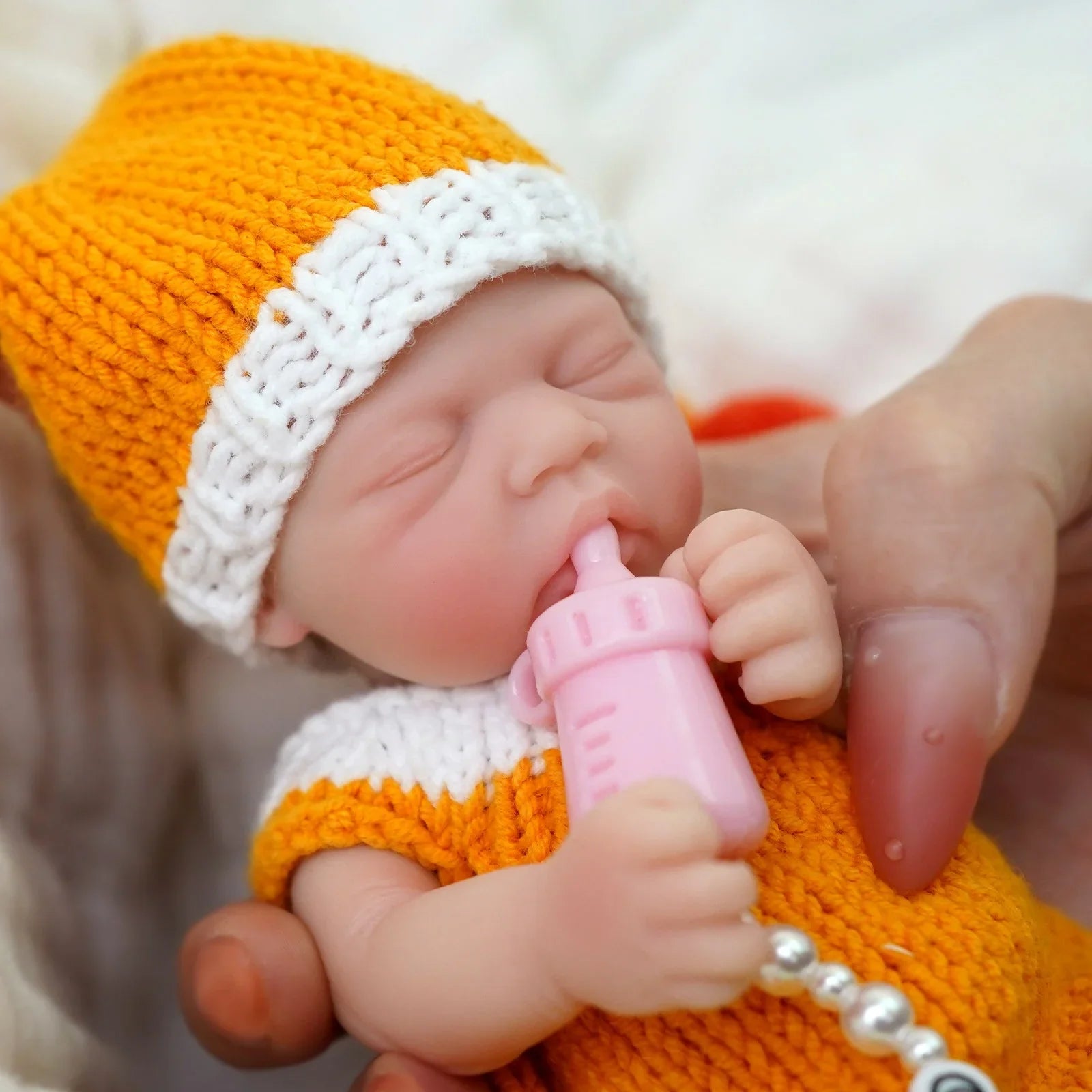 Mini Boneca Bebê Reborn Menina Dormindo em Silicone Sólido Greenlucky