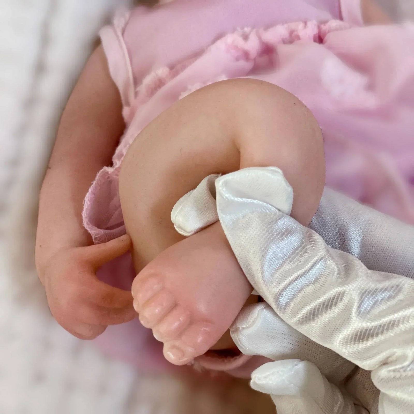 Boneca Bebê Reborn Sara - Silicone Sólido Premium 35cm