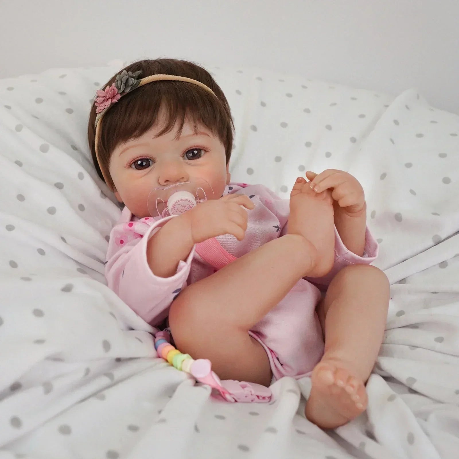 Boneca Bebê Reborn Ivy olhos castanhos Greenlucky