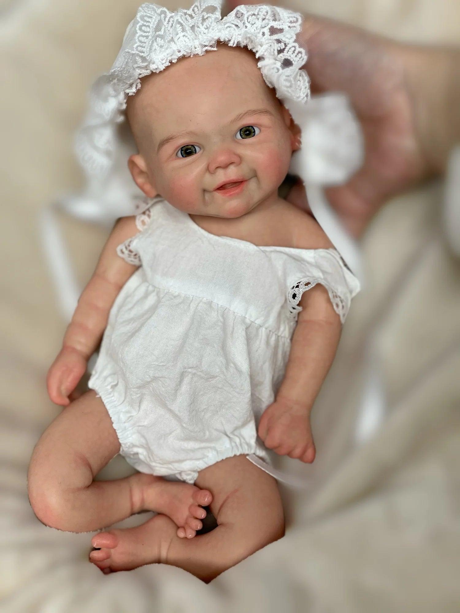 Boneca Bebê Reborn Dani de Silicone Sólido