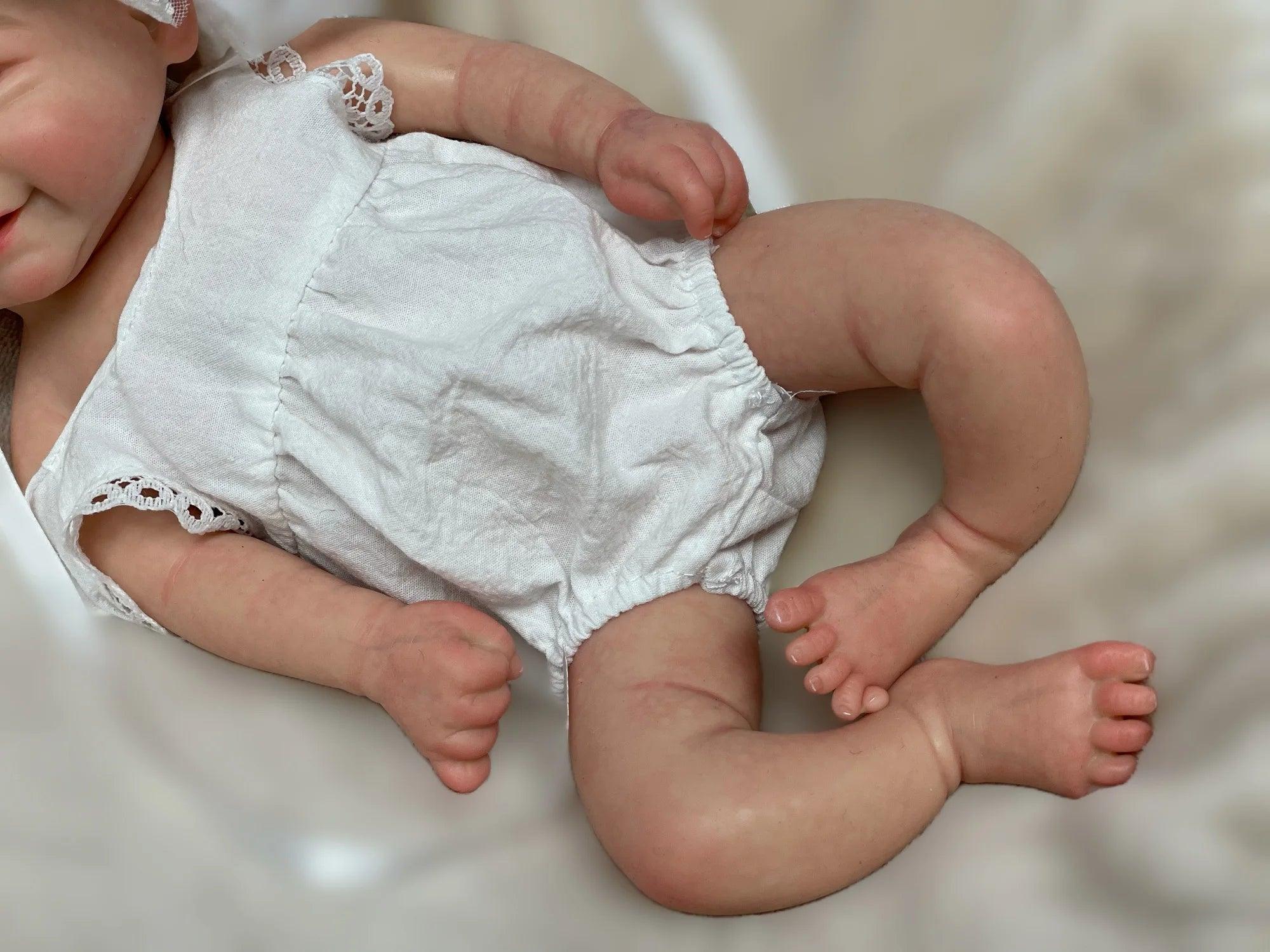 Boneca Bebê Reborn Dani de Silicone Sólido